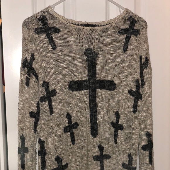 Cross Sweater - Picture 1 of 1